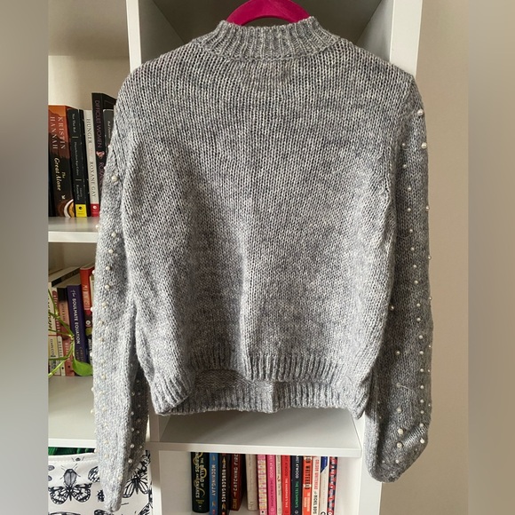 Urban Outfitters Pearl Detailed Sweater - Picture 6 of 6